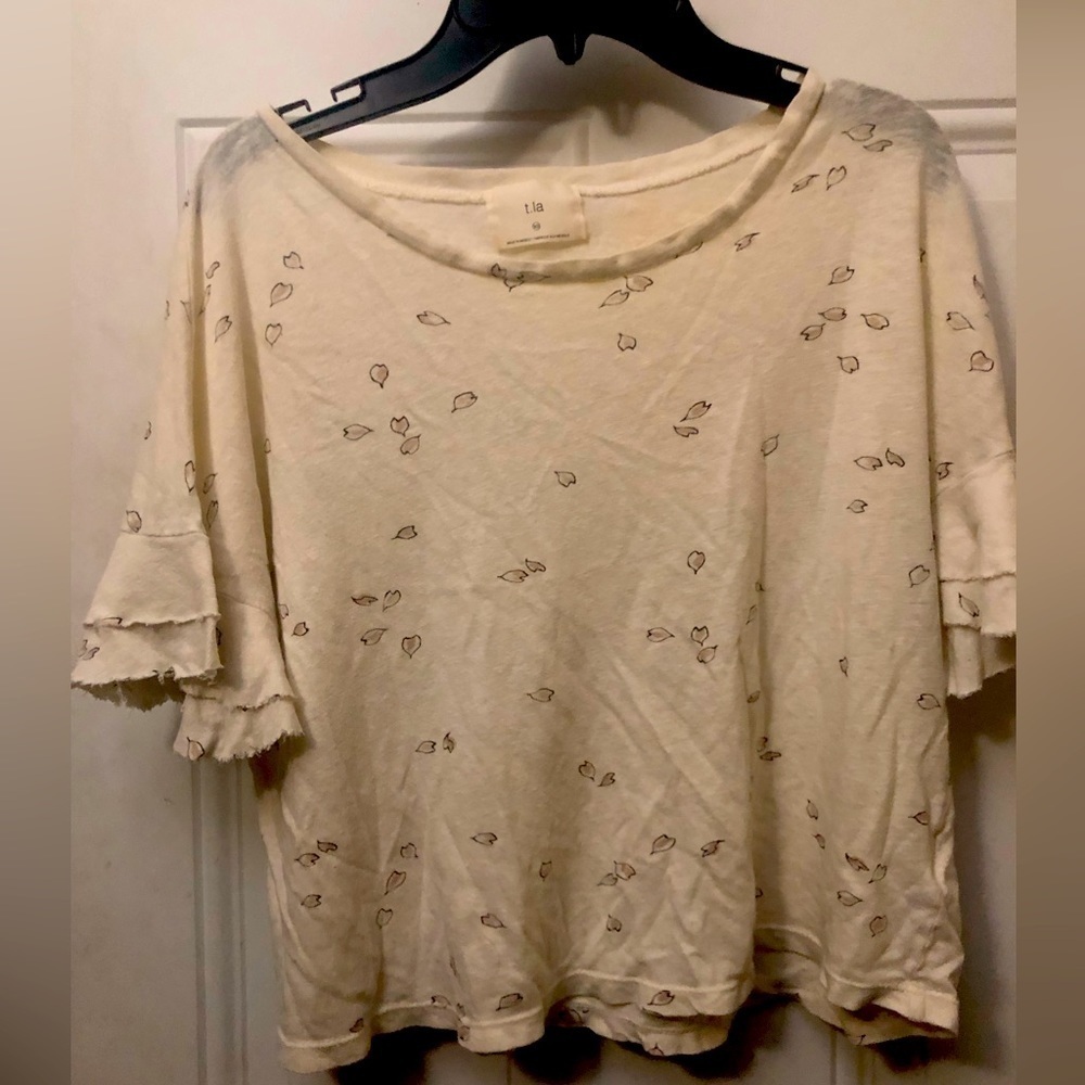 XS T.La by Anthropology Light Sweater Shirt Hearts Ruffle sleeves dainty